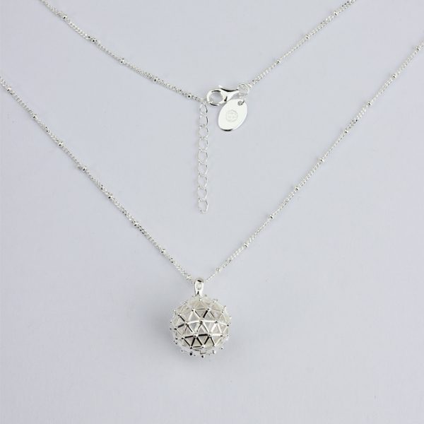 silver-aromatherapy-necklace