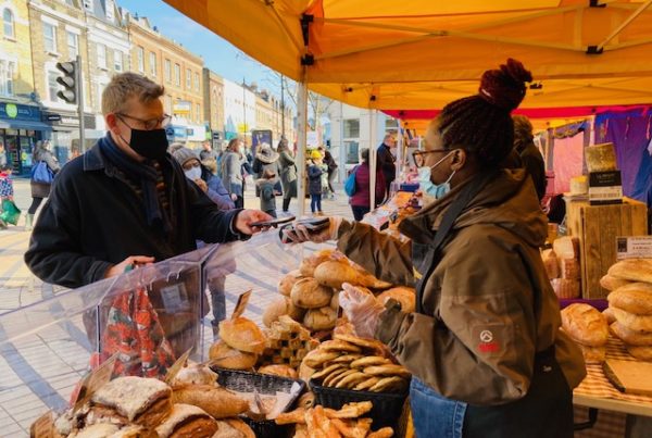 buying-bread-at-oliver's-bakery-love-wimbledon-market