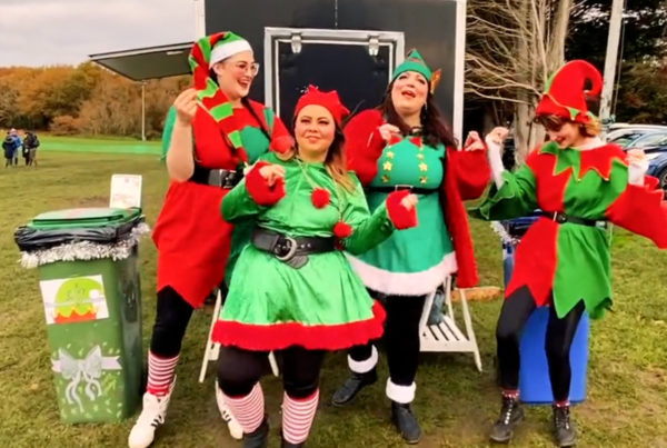 Christmas 2020 Darling Supports Wimbledon Elf Initiative