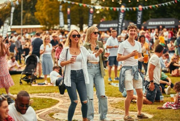 pub-in-the-park-uk-food-festival