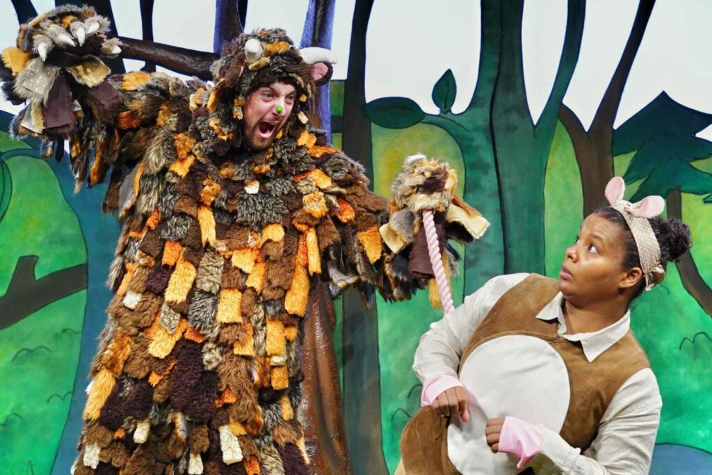 gruffalo-on-stage-tall-stories