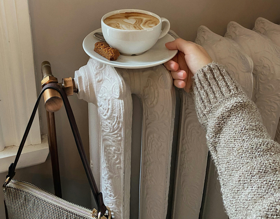 pexels-dilrubasaricimen-keeping-your-home-cozy-this-winter-darling-magazine-uk