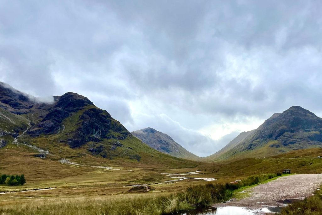 Scotland’s Ultimate Road Trip: Exploring the Highlands Like a Local-paxabay-image-glencoe