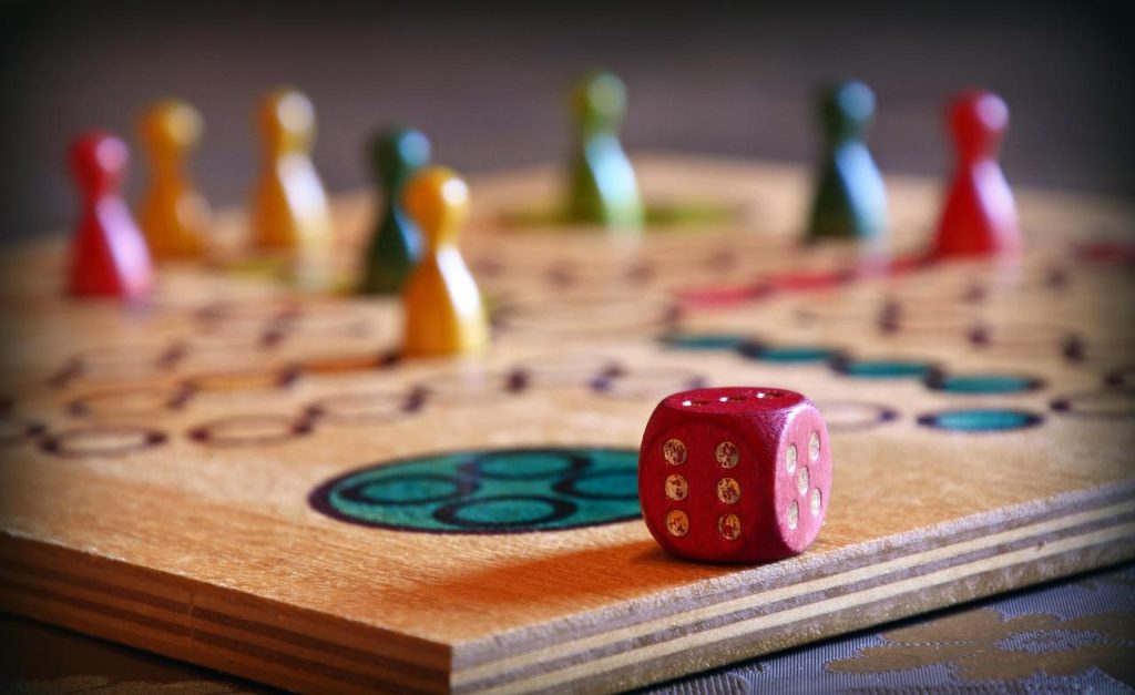 The Most Popular Kinds of Garden Games Perfect for a Spring or Summer Event-image-pixabay