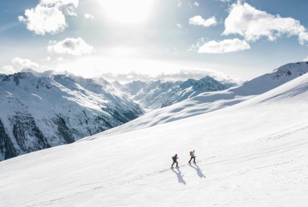 How To Organise An affordable Ski Holiday-darling-magazine-uk-pexels-fmaderebner